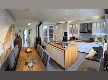 Appartager BE - Grande chambre à 450 €/mois — colocation avec jardin à Liège, Saint-Nicolas - 450 € pm
