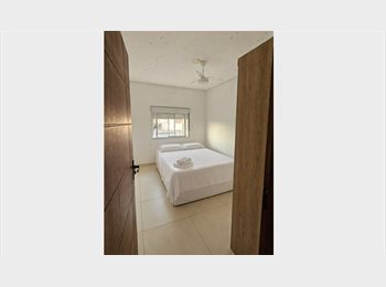 Roomgo BR - Quarto Privativo em Casa Ampla – Região do Taquaral / Campinas, Campinas - R$ 1.500 Por mês