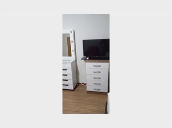 Roomgo BR - Apto individual Feminino $350, Campinas - R$ 350 Por mês