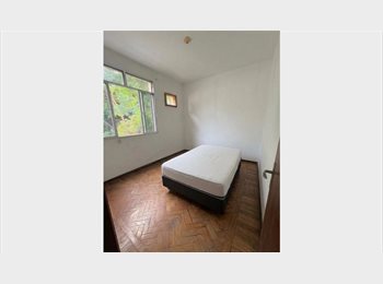 Roomgo BR - Quarto no coração do centro, Saúde - R$ 1.250 Por mês
