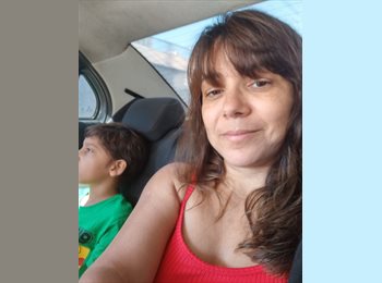 Roomgo BR - ANGELA - 42 - Campo Belo