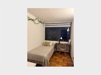 CompartoDepto CL - Se arrienda habitación a mujer en depto a pasos de metro Parque Bustamante y a min. de Baquedano, Santiago Centro - CH$260.000 por mes