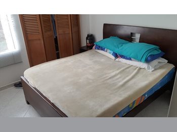CompartoApto CO - Habitación 9m2;cama doble;baño social , en la Frontera (Envigado/Poblado); Calle 24 Sur # 40-47, Envigado - COP$ 1.150.000 por mes