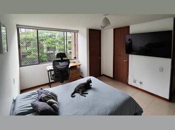 CompartoApto CO - Habitación Bosques de Zuñiga, Envigado - COP$ 1.750.000 por mes