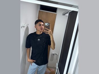 CompartoApto CO - Bayron Yela Gomez - 21 - Bogotá