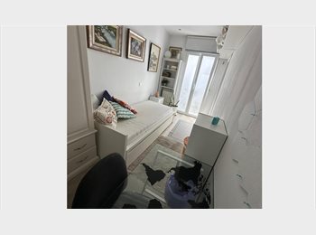 Roomgo ES - Habitación luminosa en piso excepcional con gran cocina – Barrio de las Letras, Madrid - 650 € por mes