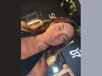Roomgo ES - Nicole - 31 - Barcelona