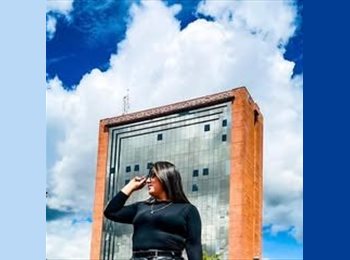 Roomgo ES - Katherine - 31 - Valencia