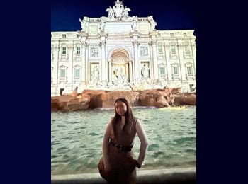 Roomgo ES - Aysha - 23 - Valencia