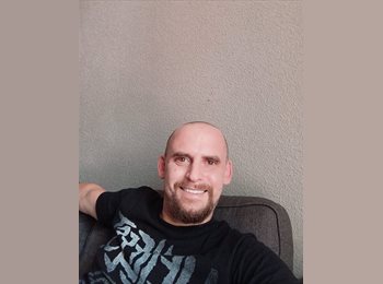 Roomgo ES - Ruben - 45 - Madrid