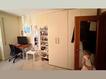 Roomgo IT - Stanza doppia uso singola con bagno privato in appartamento confortevole - zona viale Marconi, Marconi-Ostiense - 500 € al mese