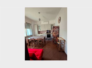 Roomgo IT - CASA GLICINE - affitto stanze in appartamento condiviso lunghi periodi, Pregnana Milanese - 510 € al mese