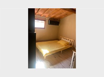 Roomgo IT - Yellow room in Florence in, Firenze - 650 € al mese