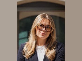 Roomgo IT - Lou - 23 - Roma Centro