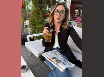 Roomgo IT - Annamaria - 30 - Firenze