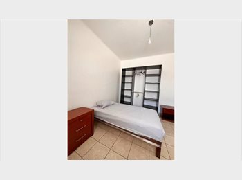 Roomgo MX - Renta de cuarto amplio zona centrica, Guadalajara - MX$3,300 por mes