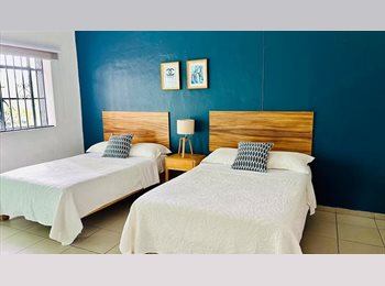 Roomgo MX - Habitación doble (2 camas matrimoniales, baño privado), Guadalajara - MX$13,000 por mes