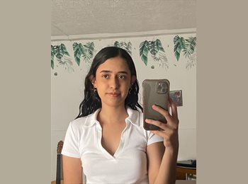 Roomgo MX - Melany - 21 - Guadalajara