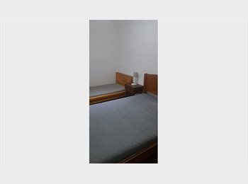 Roomgo PT - quarto  casal ou individual ou com 2 camas para partilhar, Lisboa - 550 € Por mês