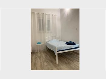 Roomgo PT - Quarto com WC privado, Lisboa - 530 € Por mês