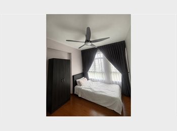 Roomgo SG - Common room near Punggol MRT, Punggol - $1,100 pm