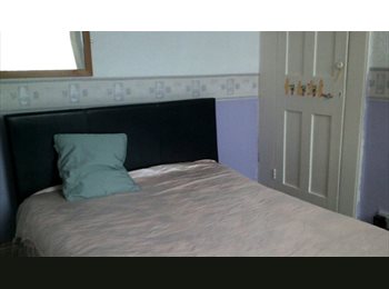 Roomgo UK - Large room to let, Sittingbourne - £600 pcm