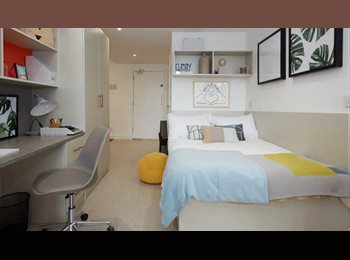 Roomgo UK - En-suite student room at The Lantern – £166/week, Liverpool - £705 pcm
