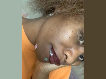 Roomgo US - Laura - 24 - Houston