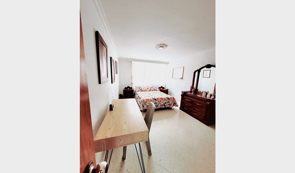 Habitación en arriendo en Estadio