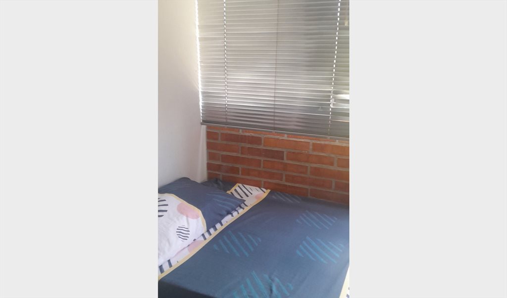 Habitación en arriendo en Loma de los Bernal