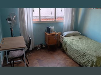 Roomgo AR - alquiler de habitación - flores, Capital Federal - AR$ 400.000 pm