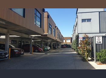 Roomgo AU - Room available for Lease Transfer, Paradise - $349 pw