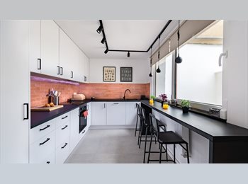 Appartager BE - Chambre Privée Lumineuse avec SDB Coliving Parc Josaphat, Schaerbeek Schaarbeek - 625 € pm