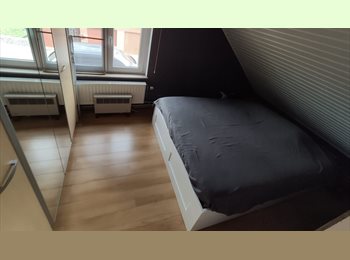 Appartager BE - Chambre à disposition pour collocation dans ma maison., Fleurus - 550 € pm