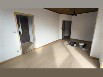 Appartager BE - Appartement complet centre ville La Louvière, La Louvière - 700 € pm