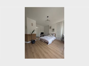 Appartager BE - Chambre meublée lumineuse en coloc à Ixelles, Ixelles-Elsene - 697 € pm