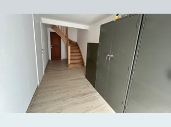 Appartager BE - CHAMBRES A LOUER DANS UNE NOUVELLE COLOC quartier Altitude 100 - Forest, Forest-Vorst - 750 € pm