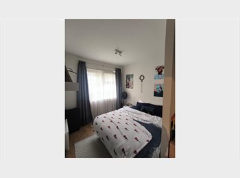 Appartager BE - Opposite EU parliament! Ensuite double bedroom, Ixelles-Elsene - 961 € pm