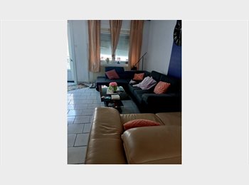Appartager BE - COLOCATION  DANS BELLE MAISON 4 CHAMBRES, Charleroi - 500 € pm