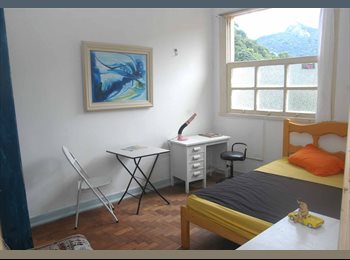 Roomgo BR - Quarto com bela vista, Rio Comprido - R$ 1.300 Por mês