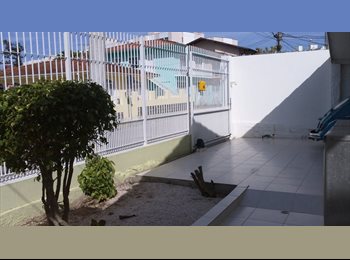 Roomgo BR - Hostel do Continente, Florianópolis - R$ 910 Por mês