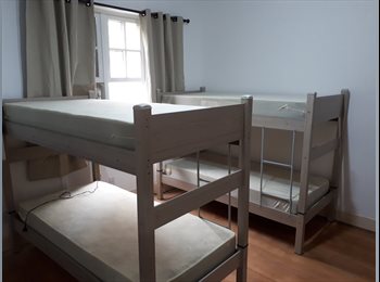 Roomgo BR - Casa de ambiente familiar, Liberdade - R$ 550 Por mês