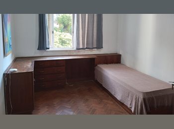 Roomgo BR - Quarto Individual Copacabana, Ipanema - R$ 1.800 Por mês