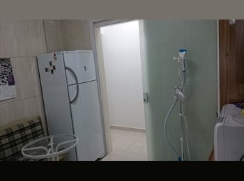 Roomgo BR - Quarto DIFERENCIADO COM  JANELAS ANTI-RUÍDO, Osasco - R$ 700 Por mês