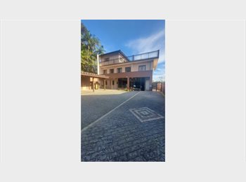 Roomgo BR - HOSPEDAGEM MENSAL PARA HOMENS., Joinville - R$ 1.100 Por mês