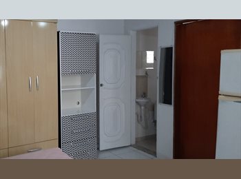 Roomgo BR - QUARTOS INDIVIDUAIS P/ MOÇAS A PARTIR DE $850,00 E SUÍTES INDIVIDUAIS POR $1.300,00., Liberdade - R$ 1.300 Por mês
