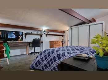 Roomgo BR - Kitnet11 Completa e Privativa na Zona Sul, Santo Amaro - R$ 2.000 Por mês