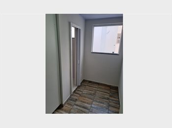 Roomgo BR - Suite individual Masculino, Belo Horizonte - R$ 850 Por mês
