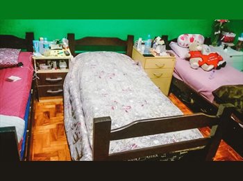 Roomgo BR - República Feminina São Paulo ao lado do metro, Saúde - R$ 550 Por mês