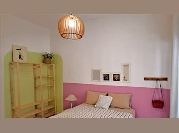 Roomgo BR - Quer morar em um apartamento legal? Ape Duplex Qto com BH, Flamengo - R$ 2.900 Por mês